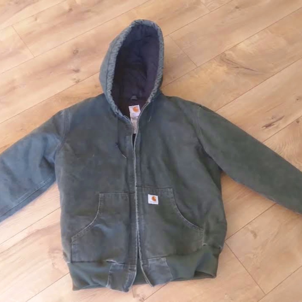 Womens carhartt jacket, dark olive green, size M